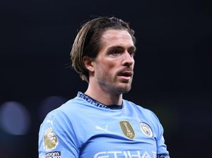 Grealish Bikin Thierry Henry Teriak Kesal Saat Nonton Derby Manchester