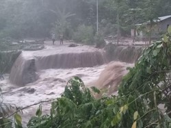 Jalan di Manggarai Timur NTT Putus Diterjang Banjir Bandang