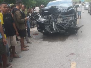 Mobil Dinas Kajari TTS Penabrak Pasutri hingga Tewas Punya Dua Pelat Mobil Dinas Kajari TTS Penabrak Pasutri hingga Tewas Punya Dua Pelat