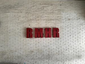 Rumah Musisi Legendaris Harry Roesli Dijual Rp 25 M Rumah Musisi Legendaris Harry Roesli Dijual Rp 25 M