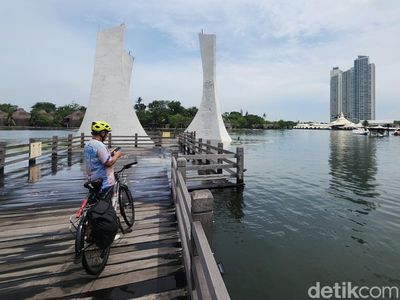 Tempat Wisata Ancol Terdampak Banjir Rob