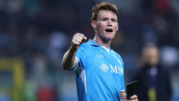 STADIO GRANDE TORINO, TORINO, ITALY - 2024/12/01: Scott McTominay of Ssc Napoli celebrates at the end of the Serie A football match between Torino Fc and Ssc Napoli. Ssc Napoli wins 1-0 over Torino Fc. (Photo by Marco Canoniero/LightRocket via Getty Images)