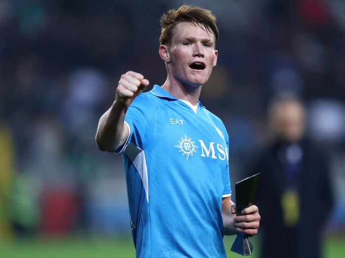 STADIO GRANDE TORINO, TORINO, ITALY - 2024/12/01: Scott McTominay of Ssc Napoli celebrates at the end of the Serie A football match between Torino Fc and Ssc Napoli. Ssc Napoli wins 1-0 over Torino Fc. (Photo by Marco Canoniero/LightRocket via Getty Images)