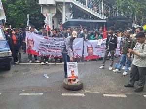 Bemnus Demo Desak KPK Tangkap Harun Masiku: Yang Melindungi Harus Diadili!