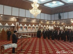 Gubernur Jambi Lantik 56 Pejabat Eselon III-IV dan Fungsional, Ini Pesannya Gubernur Jambi Lantik 56 Pejabat Eselon III-IV dan Fungsional, Ini Pesannya