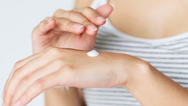 Ilustrasi sunscreen mouisturizer