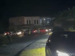 Jalan Poros Maros-Bone Macet 2 Km Malam Ini, Ada Truk Mogok di Kappang