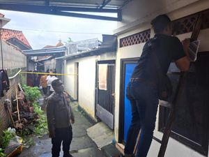 Pria Sayidan Tewas di Kamar Kos Bantul, Ada Darah Mengalir dari Pintu Pria Sayidan Tewas di Kamar Kos Bantul, Ada Darah Mengalir dari Pintu
