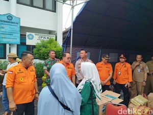 12 Ribu Nasi Bungkus Disiapkan untuk Warga Terdampak Banjir Ponorogo 12 Ribu Nasi Bungkus Disiapkan untuk Warga Terdampak Banjir Ponorogo