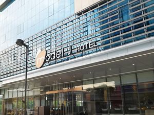Model J Hotel Pertama Resmi Dibuka Dekat Bandara Soekarno-Hatta Model J Hotel Pertama Resmi Dibuka Dekat Bandara Soekarno-Hatta