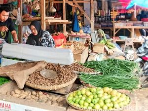 Cuaca Ekstrem Picu Tingginya Harga Bahan Pokok di Sukabumi