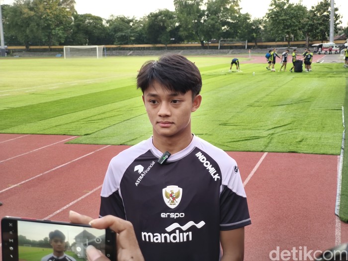 Pemain Timnas Indonesia Achmad Maulana Syarif, saat ditemui di Stadion Sriwedari, Kota Solo, Rabu (18/12/2024).