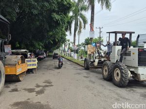 Perbaikan Jalan OPI Ditarget Selesai Akhir Tahun, Anggarannya Rp 1,2 M Perbaikan Jalan OPI Ditarget Selesai Akhir Tahun, Anggarannya Rp 1,2 M
