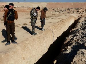 Pasca-Rezim Assad, Kuburan Massal dan Gudang Berisi Mayat Terungkap di Damaskus Pasca-Rezim Assad, Kuburan Massal dan Gudang Berisi Mayat Terungkap di Damaskus