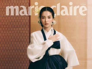 7 Pesona Kim Tae Ri Berbalut Baju Tradisional Korea Bak Putri Kerajaan 7 Pesona Kim Tae Ri Berbalut Baju Tradisional Korea Bak Putri Kerajaan