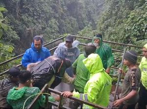 Minggat Tinggalkan Surat, Pria Bangli Ditemukan di Air Terjun Kuning Minggat Tinggalkan Surat, Pria Bangli Ditemukan di Air Terjun Kuning