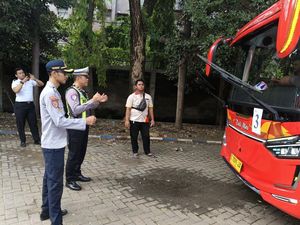 Ramp Check Puluhan Bus di Terminal Rajekwesi Bojonegoro, Ini Hasilnya