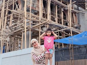 2024 Penuh Berkah, Ria Ricis Harap Dilancarkan Bangun Rumah Untuk Moana