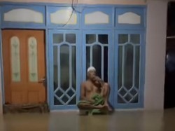 Ratusan Rumah di Gresik Utara Terendam Banjir Rob Setinggi 40 Cm