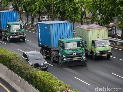 Potret Mobilitas Angkutan Barang Jelang Pembatasan Libur Nataru