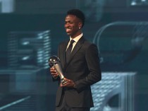 Video Vinicius Merasa Terhormat Dibela Ronaldo soal Ballon dOr