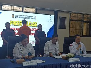 WN Malaysia Overstay 290 Hari di Tulungagung Dideportasi WN Malaysia Overstay 290 Hari di Tulungagung Dideportasi