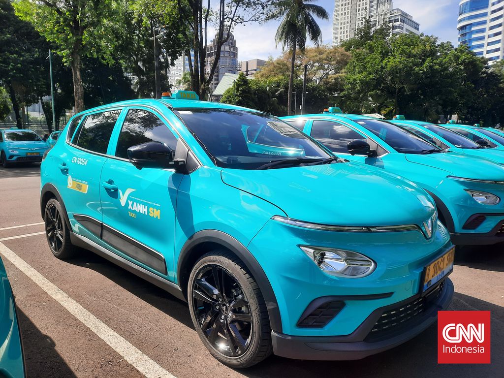 Layanan taksi Xanh SM meluncur di Indonesia, Rabu (18/12/2024), dengan semua armadanya mobil listrik dimulai dari penggunaan Vinfast e34.