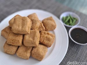 Afternoon Tea dengan Jajanan Lokal Autentik di Padma Hotel Bandung