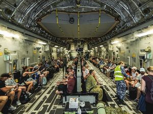 Australia Evakuasi Warganya dari Vanuatu yang Diguncang Gempa Australia Evakuasi Warganya dari Vanuatu yang Diguncang Gempa
