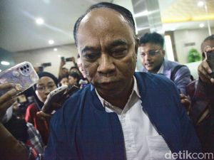 Terungkap, Budi Arie Diperiksa Jadi Saksi Kasus Korupsi di Komdigi Terungkap, Budi Arie Diperiksa Jadi Saksi Kasus Korupsi di Komdigi