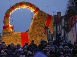 Bukan Rusa, Kereta Santa di Negara Ini Ditarik Kambing