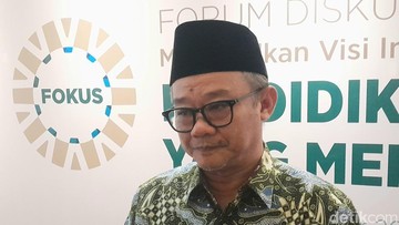Mendikdasmen Tunggu Mensesneg untuk Putuskan Konsep Baru PPDB