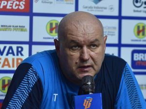 Persib Puncaki Klasemen Liga 1, Bojan Hodak: Jalan Masih Panjang!