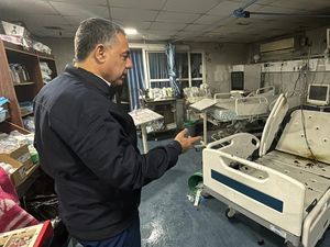 Potret RS Kamal Adwan di Gaza Rusak Diserang Israel Potret RS Kamal Adwan di Gaza Rusak Diserang Israel