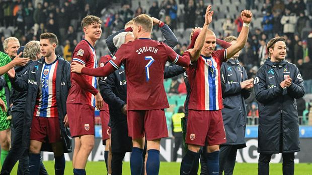 Norway's players celebrate after winning the UEFA Nations League, League B, Group 3 football match between Slovenia and Norway, at the Stozice Stadium in Ljubljana, on November 14, 2024.Jure Makovec / AFP