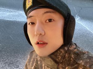 Yoon WINNER Bebas Wamil! Yoon WINNER Bebas Wamil!