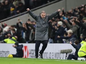 Spurs Bungkam MU Meski dengan Skuad Compang-Camping