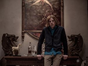Curhat Jesse Eisenberg, Si Lex Luthor yang Diacuhkan Curhat Jesse Eisenberg, Si Lex Luthor yang Diacuhkan