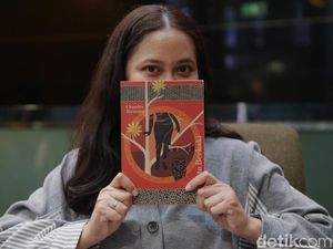 Chandra Bientang dan Filosofi Batu Berkaki Chandra Bientang dan Filosofi Batu Berkaki