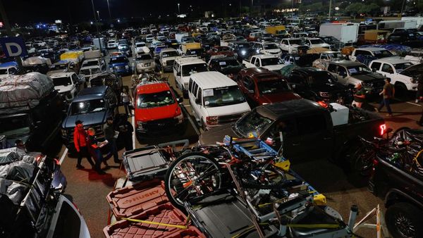 Perbatasan AS-Meksiko Ramai Orang Mudik Jelang Natal