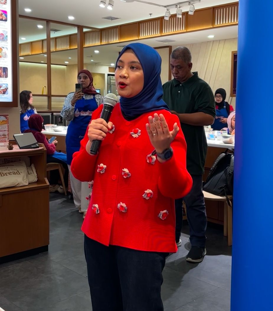 Riszha Gandjar, Anchor Marketing Manager