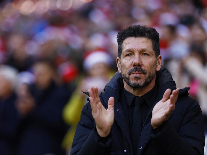 Soccer Football - LaLiga - Atletico Madrid v Getafe - Metropolitano, Madrid, Spain - December 15, 2024 Atletico Madrid coach Diego Simeone before the match REUTERS/Susana Vera