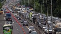 Penampakan Kepadatan di Jalur Wisata Puncak Bogor
