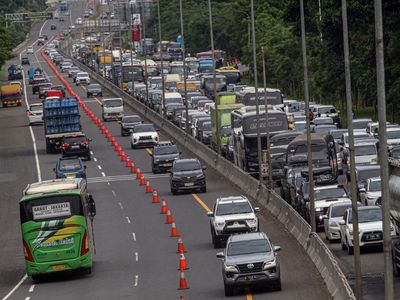 Penampakan Kepadatan di Jalur Wisata Puncak Bogor