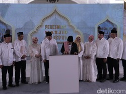 Menag Resmikan Masjid Al Abduh di Palembang, Kagum Lihat Niat Wakaf-Kemegahan