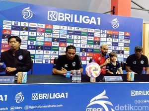Liga 1: Arema FC Tekuk PSBS Biak 3-2, Lucas Frigeri Natalan dengan Tenang Liga 1: Arema FC Tekuk PSBS Biak 3-2, Lucas Frigeri Natalan dengan Tenang