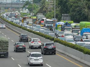 Libur Panjang, 1,5 Juta Kendaraan Diprediksi Melintas di Tol Tangerang-Merak Libur Panjang, 1,5 Juta Kendaraan Diprediksi Melintas di Tol Tangerang-Merak