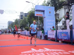 Asupan Mineral Esensial Bantu Peserta Semarang 10K Minimalisir Heatstroke