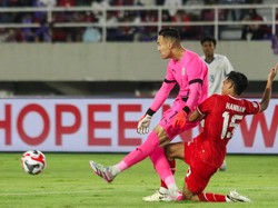 Bertanding di Stadion Manahan, Solo, Sabtu (21/12/2024), Indonesia vs Filipina berjalan ketat sejak awal. Tak ada gol di babak pertama, namun tuan rumah kehilangan kapten Muhammad Ferarri usai dikartu merah.