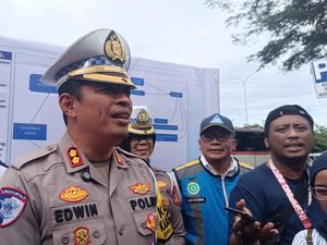 Kendaraan Besar Masuk Jalur Alternatif Puncak Bogor Bakal Ditilang!